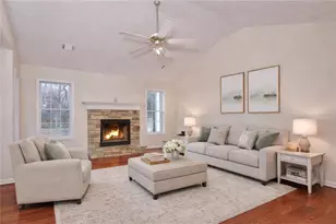 154 Leighs Grove Ct, Grayson, GA 30017 - Photo 3