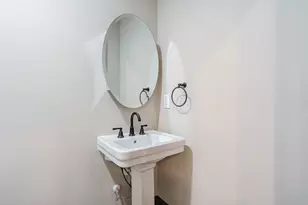 34 Depot St, Hartwell, GA 30643 - Photo 7