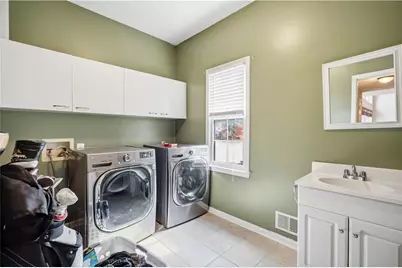 2265 Wildwood Lake Drive, Suwanee, GA 30024 - Photo 17