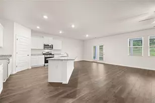 69 Weymouth Dr, Locust Grove, GA 30248 - Photo 7