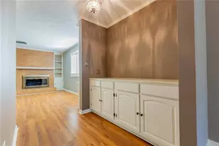 6 Westchester Square, Decatur, GA 30030 - Photo 9