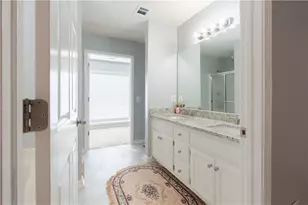 727 8 Point Ct, Suwanee, GA 30024 - Photo 19