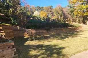 727 8 Point Ct, Suwanee, GA 30024 - Photo 33