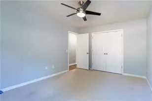 727 8 Point Ct, Suwanee, GA 30024 - Photo 25