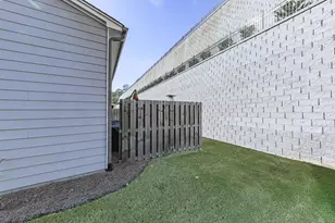 200 Lakeside Pl, Canton, GA 30114 - Photo 5