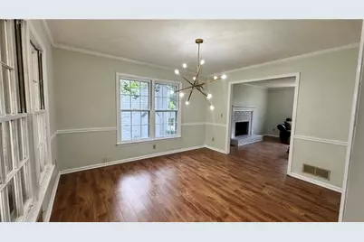 2151 Cresentview Dr, Lawrenceville, GA 30044 - Photo 3