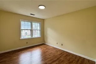 2151 Cresentview Dr, Lawrenceville, GA 30044 - Photo 11