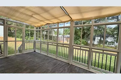 2151 Cresentview Dr, Lawrenceville, GA 30044 - Photo 15