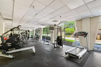 2479 Peachtree Road NE #412, Atlanta, GA 30305 - Photo 35