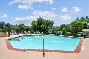 2479 Peachtree Rd NE, Atlanta, GA 30305 - Photo 27