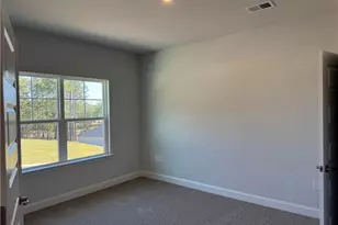 562 Walnut Crk Pkwy, Pendergrass, GA 30567 - Photo 7