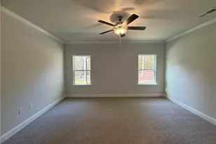 562 Walnut Crk Pkwy, Pendergrass, GA 30567 - Photo 13