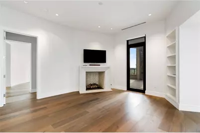 3376 Peachtree Road NE #33B, Atlanta, GA 30326 - Photo 9