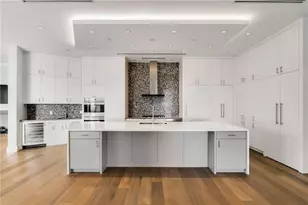 3376 Peachtree Rd NE, Atlanta, GA 30326 - Photo 11