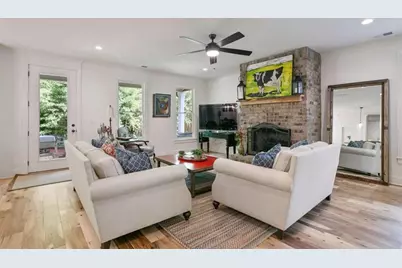 146 Middle Street, Senoia, GA 30276 - Photo 5