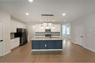 4450 Richmond Court, Stone Mountain, GA 30083 - Photo 9