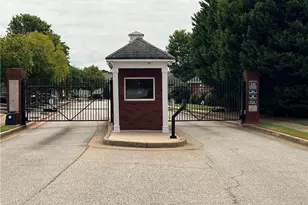 52 Wisteria Ct, Winder, GA 30680 - Photo 3