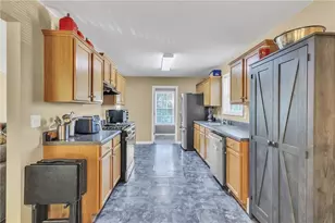 280 Brookview Dr, Dallas, GA 30132 - Photo 13