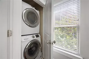 221 Semel Cir NW, Atlanta, GA 30309 - Photo 27