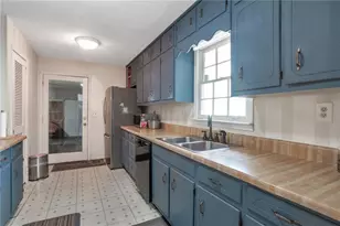 2004 Poplar Falls Rd, Lithonia, GA 30058 - Photo 5