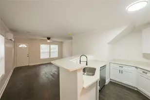 2027 Lois Pl NW, Atlanta, GA 30318 - Photo 9