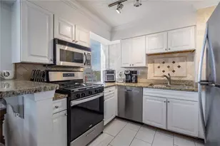 2479 Peachtree Street NE, Atlanta, GA 30305 - Photo 11