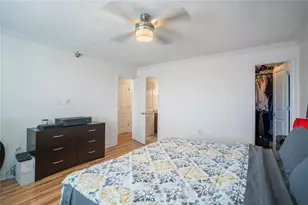 2479 Peachtree Street NE, Atlanta, GA 30305 - Photo 17