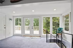 6381 Lakeview Dr, Buford, GA 30518 - Photo 19