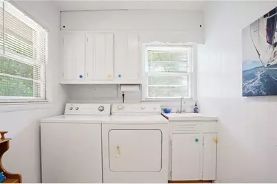 6381 Lakeview Drive, Buford, GA 30518 - Photo 17