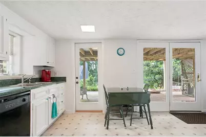 6381 Lakeview Drive, Buford, GA 30518 - Photo 29