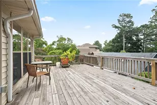 6381 Lakeview Dr, Buford, GA 30518 - Photo 23