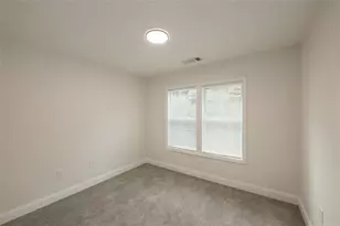 2027 Lois Pl NW, Atlanta, GA 30318 - Photo 15