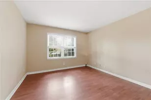 73 Montre Square, Atlanta, GA 30327 - Photo 15
