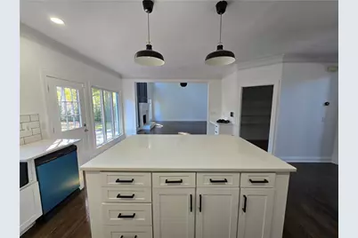 398 Dunleven Manor Walk, Lawrenceville, GA 30043 - Photo 13