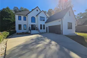 398 Dunleven Manor Walk, Lawrenceville, GA 30043 - Photo 3