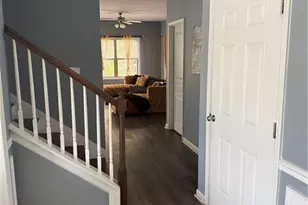 1302 Ida Woods Ln, Lawrenceville, GA 30045 - Photo 5