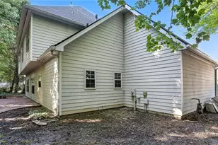 1021 Slash Pine Ct, Lawrenceville, GA 30043 - Photo 23