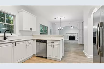 1021 Slash Pine Court, Lawrenceville, GA 30043 - Photo 3