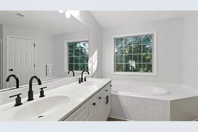 1021 Slash Pine Court, Lawrenceville, GA 30043 - Photo 21