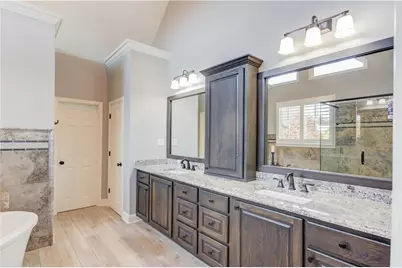 380 Fairway Circle, Monroe, GA 30656 - Photo 17