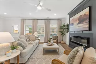 200 Dahlia Dr, Woodstock, GA 30188 - Photo 3