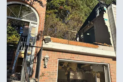 5384 Durham View Court NW, Lilburn, GA 30047 - Photo 5