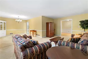 545 Longleaf Dr, Roswell, GA 30075 - Photo 3