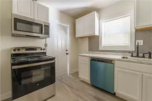 1365 Campbellton Rd SW, Atlanta, GA 30310 - Photo 15