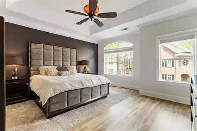 5523 Glenridge Park NE, Atlanta, GA 30342 - Photo 3