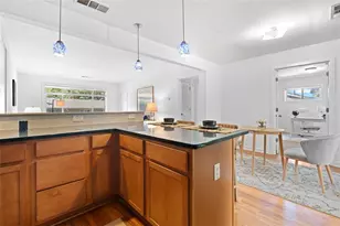 449 Clairemont Ave, Decatur, GA 30030 - Photo 11