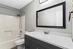 658 Hunt Station Dr, Lawrenceville, GA 30044 - Photo 17