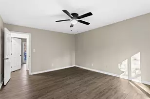 658 Hunt Station Dr, Lawrenceville, GA 30044 - Photo 11