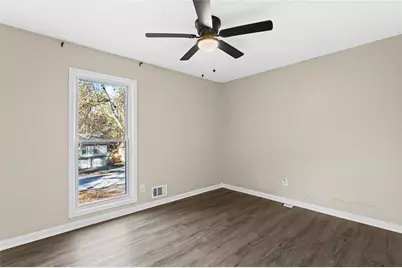 658 Hunt Station Drive, Lawrenceville, GA 30044 - Photo 25