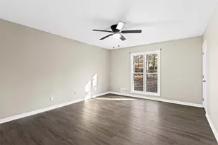 658 Hunt Station Dr, Lawrenceville, GA 30044 - Photo 21